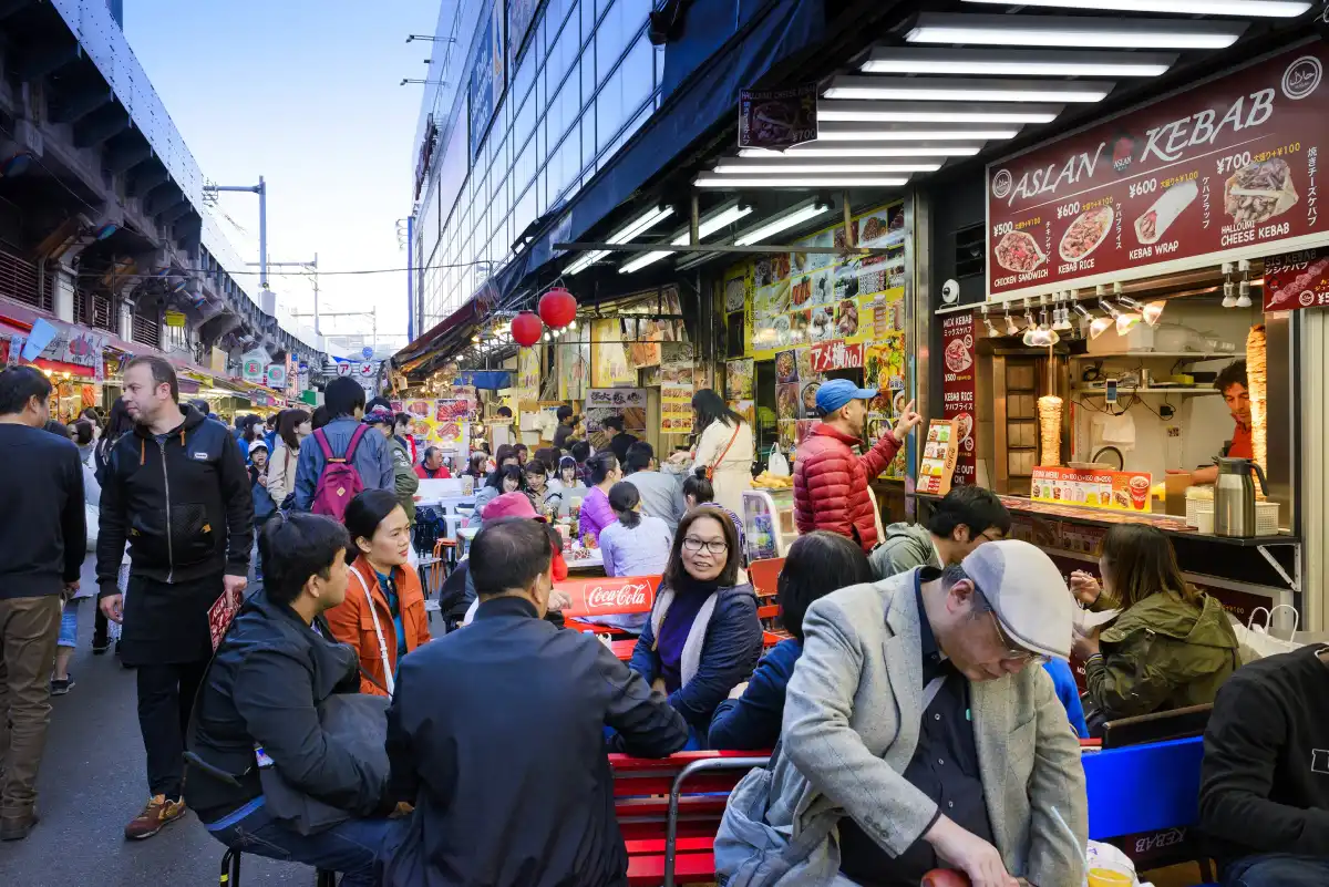 cosa vedere ameyoko tokyo