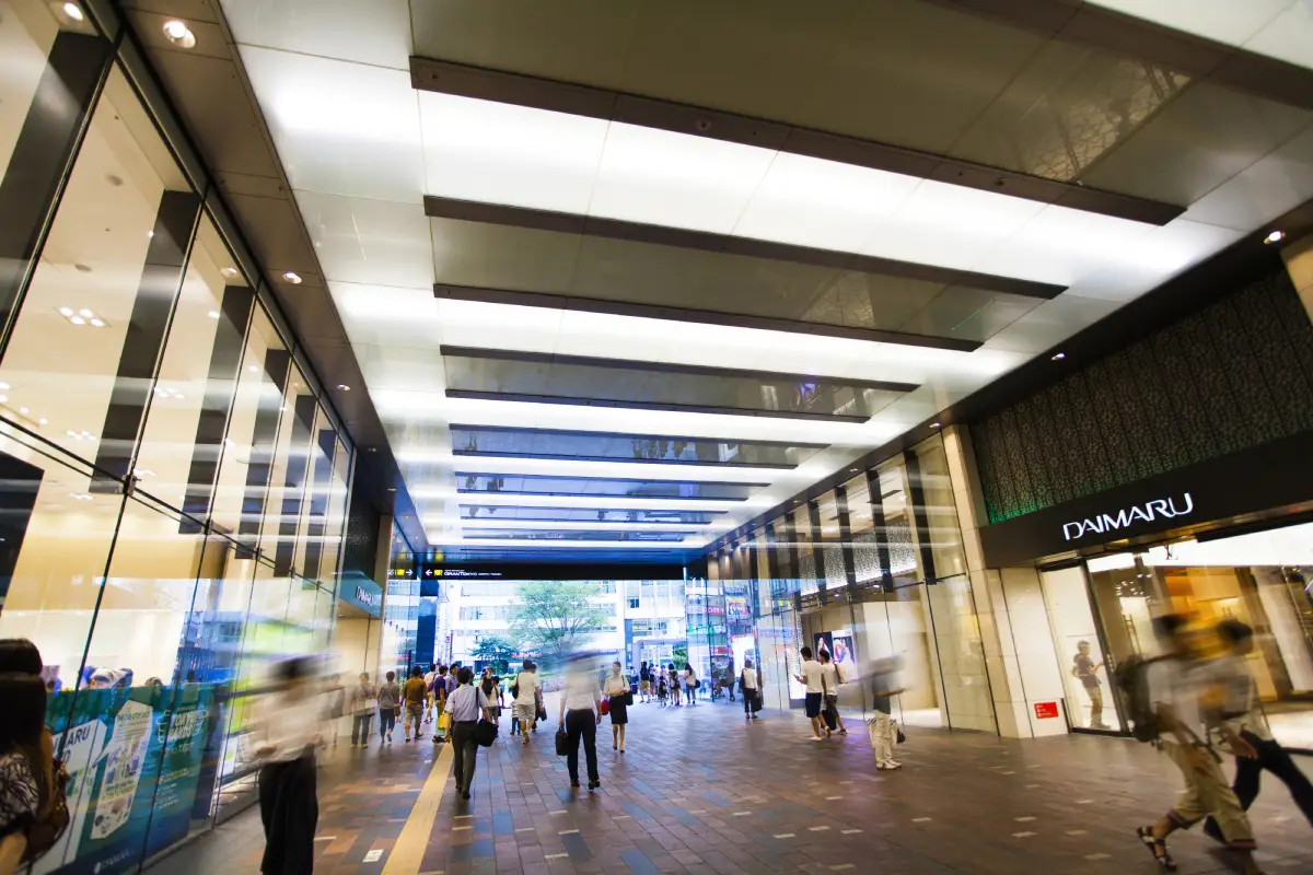 stazione di tokyo interiore